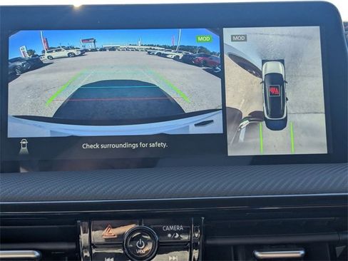 New 2026 Nissan Kicks SR image 22