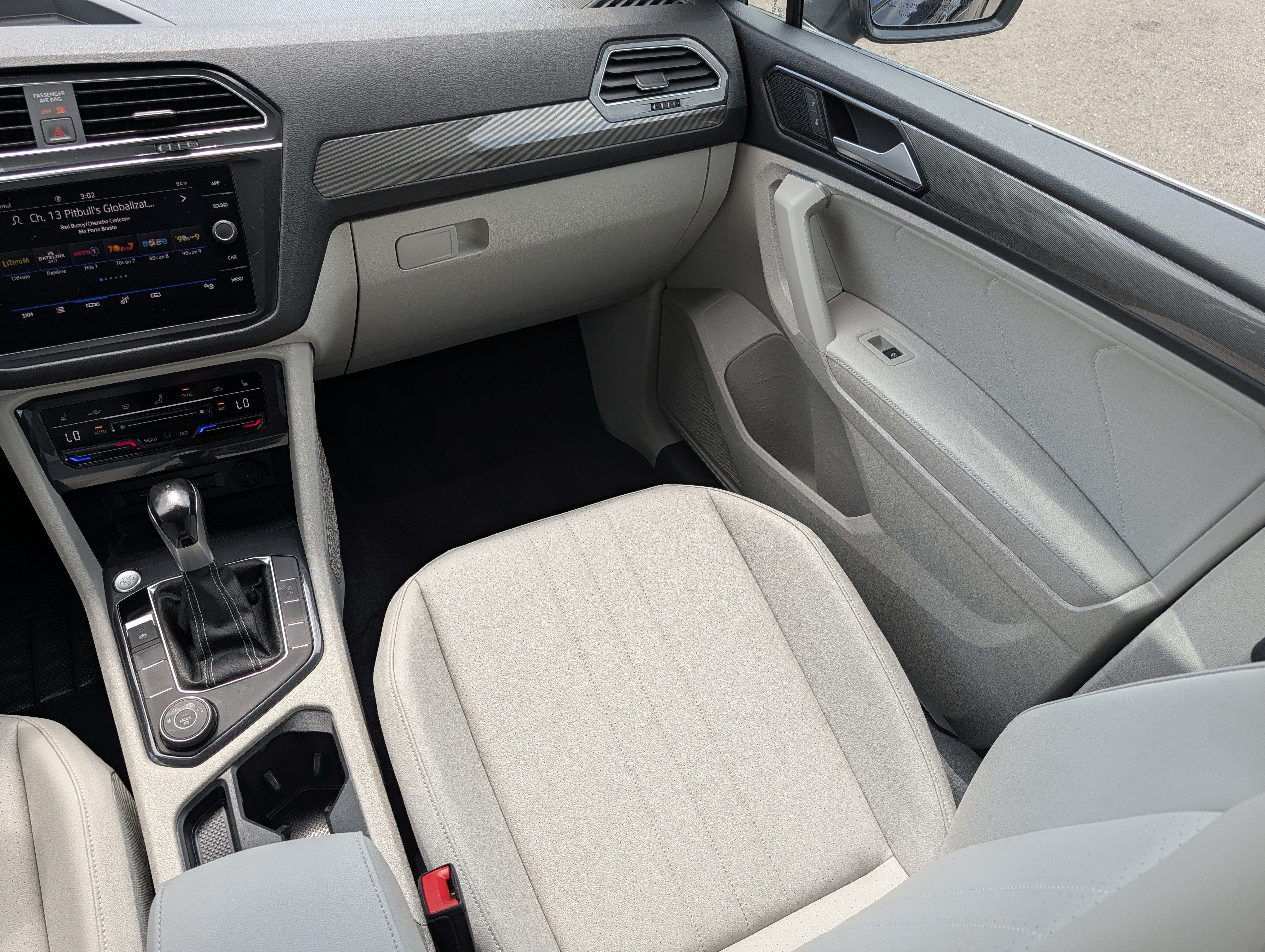 Certified 2022 Volkswagen Tiguan SE AWD/4WD image 11
