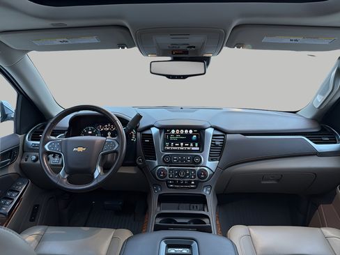 Used 2020 Chevrolet Suburban Premier w/ 6.2L Performance Package image 28