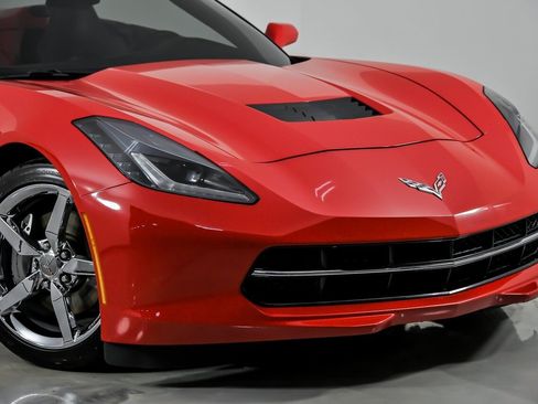 Used 2014 Chevrolet Corvette Stingray Convertible w/ 2LT Preferred Equipment Group image 3