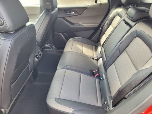 New 2026 Chevrolet Equinox LT w/ Convenience Package II image 6