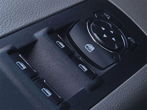 Used 2016 Ford F150 XLT w/ Equipment Group 302A Luxury image 15