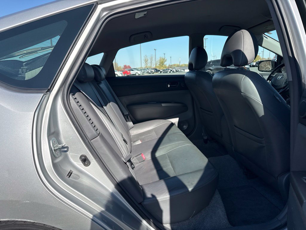 Used 2007 Toyota Prius Touring FWD image 12