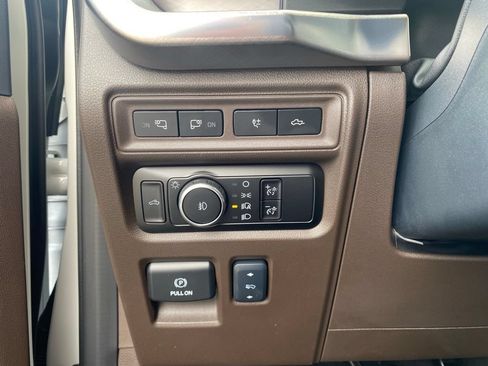 Used 2024 Ford F150 King Ranch w/ FX4 Off-Road Package AWD/4WD image 21