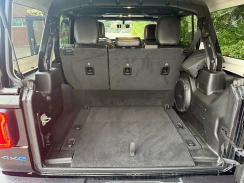 Used 2022 Jeep Wrangler Unlimited Rubicon 4xe w/ Cold Weather Group image 15