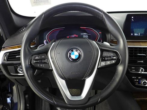 Used 2020 BMW 530i w/ Convenience Package image 28