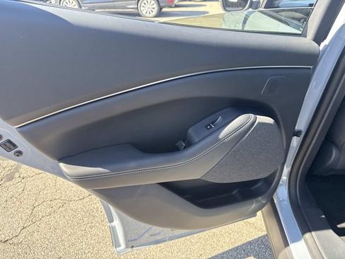 Used 2025 Ford Mustang Mach-E Premium AWD/4WD image 15