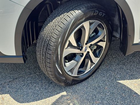 Used 2022 Subaru Outback Limited AWD/4WD image 32