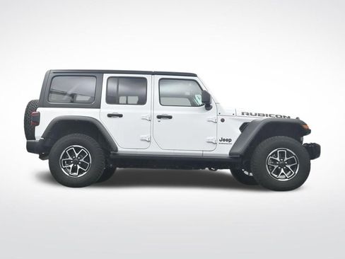 Used 2024 Jeep Wrangler Unlimited Rubicon AWD/4WD image 37