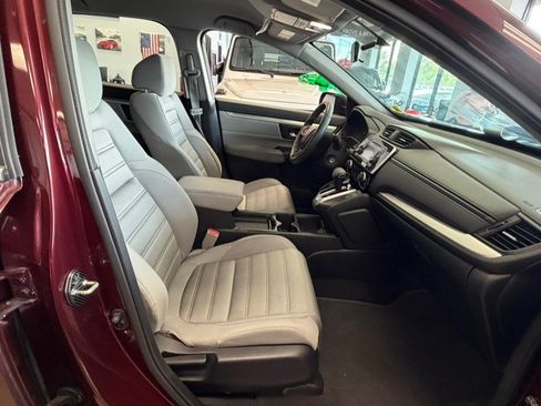 Used 2017 Honda CR-V LX image 40