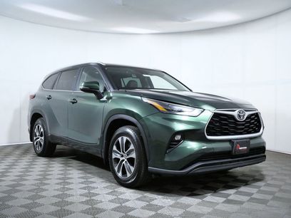 Used 2023 Toyota Highlander XLE