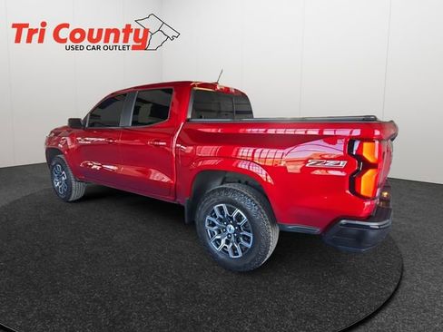Used 2024 Chevrolet Colorado Z71 w/ Z71 Convenience Package 2 AWD/4WD image 6
