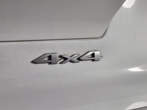 Used 2023 Jeep Grand Cherokee L Summit AWD/4WD image 29