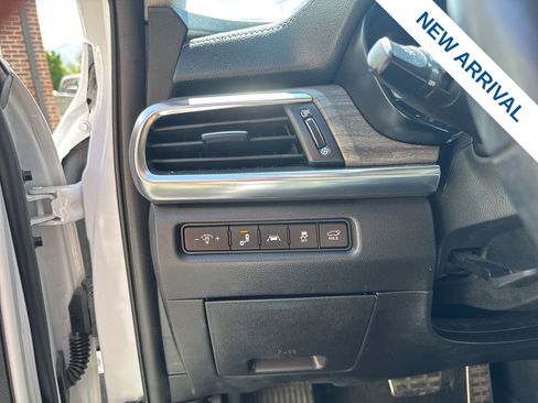 Used 2022 Kia Telluride SX w/ SX Prestige Package AWD/4WD image 20