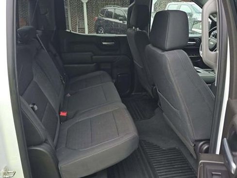 Used 2019 Chevrolet Silverado 1500 LT w/ Convenience Package AWD/4WD image 13