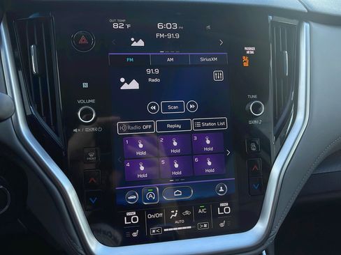 Used 2020 Subaru Outback Premium image 16