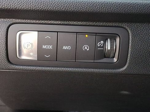 Used 2026 Chevrolet Traverse Z71 w/ Enhanced Driving Package AWD/4WD image 20