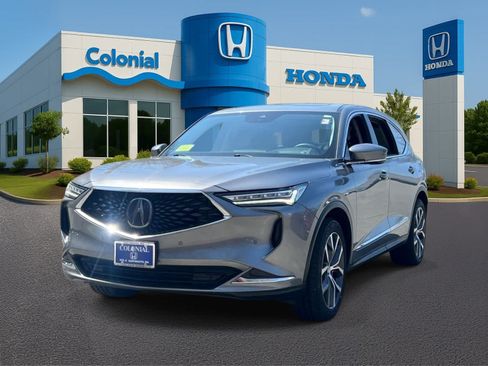 Used 2023 Acura MDX w/ Technology Package AWD/4WD image 2