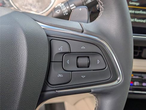 Used 2023 Buick Envision Avenir image 26