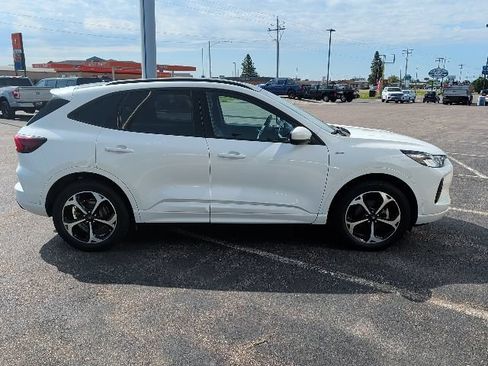 Certified 2023 Ford Escape ST-Line Select w/ Tech Pack #2 AWD/4WD image 8