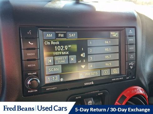 Used 2017 Jeep Wrangler Unlimited Rubicon image 23