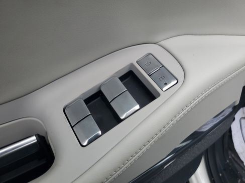 New 2025 Lincoln Navigator L Reserve image 9