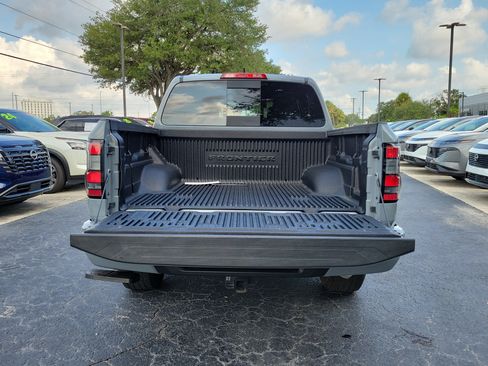 Certified 2025 Nissan Frontier PRO-4X w/ Tow Package AWD/4WD image 9