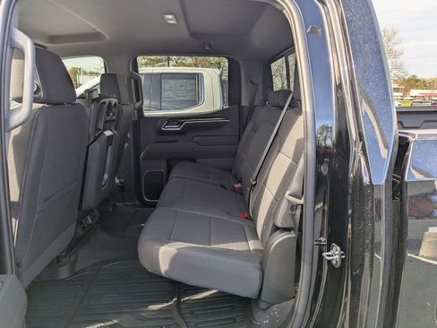 New 2026 GMC Sierra 1500 SLE w/ X31 Off-Road Package AWD/4WD image 14