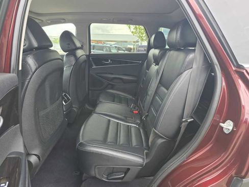Used 2020 Kia Sorento EX AWD/4WD image 16
