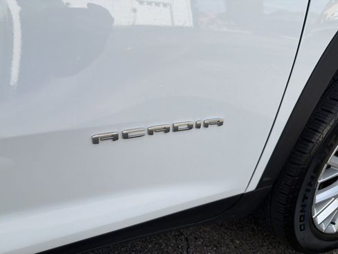 Used 2026 GMC Acadia Elevation w/ Elevation Premium Package FWD image 28