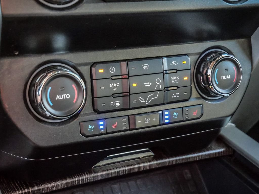 Used 2020 Ford F250 Lariat w/ Lariat Ultimate Package AWD/4WD image 36