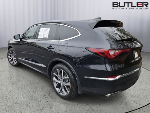 Certified 2024 Acura MDX FWD w/ Technology Package image 7