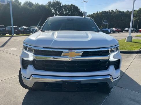 Used 2025 Chevrolet Silverado 1500 LT AWD/4WD image 13