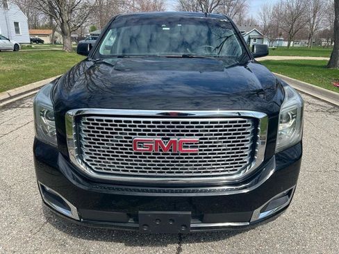 Used 2016 GMC Yukon XL Denali w/ Open Road Package image 3