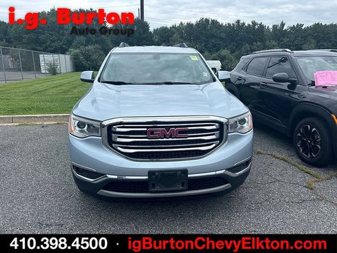 Certified 2017 GMC Acadia SLT FWD image 2