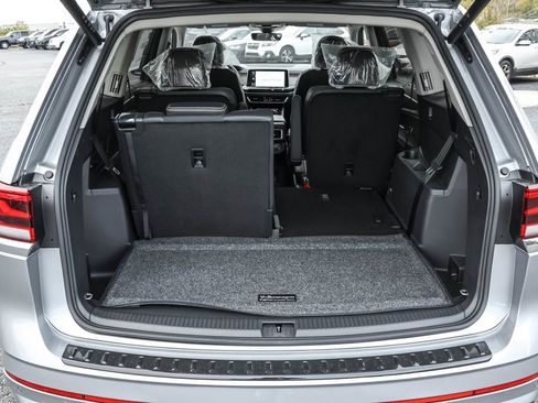 New 2026 Volkswagen Atlas SEL Premium R-Line image 36