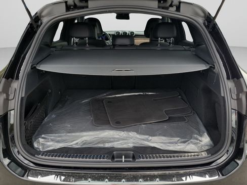 Certified 2026 Mercedes-Benz GLC 300 image 5