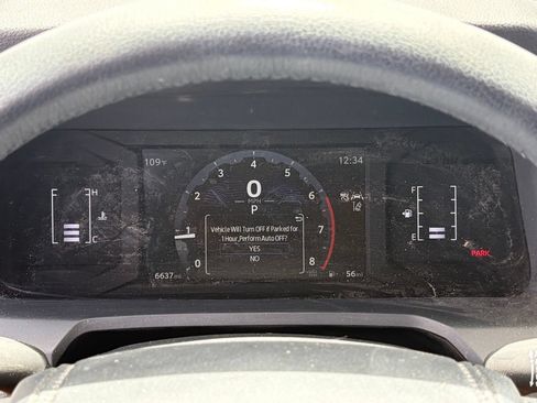 Used 2025 Toyota 4Runner SR5 AWD/4WD image 11