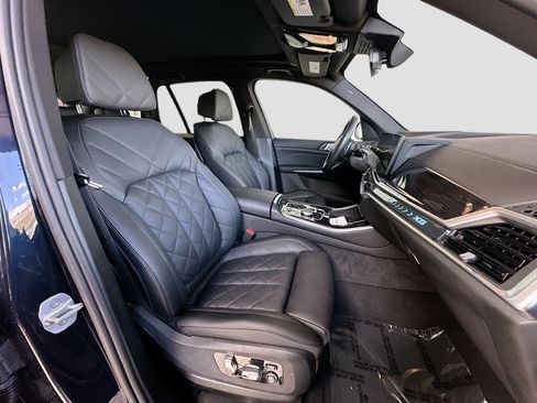 Certified 2025 BMW X5 xDrive50e w/ M Sport Package image 29