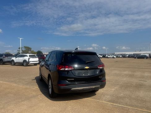 Used 2023 Chevrolet Equinox LT AWD/4WD image 18