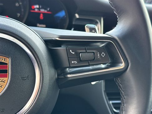 Used 2024 Porsche Macan image 29