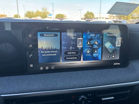 New 2026 Nissan Kicks S image 21