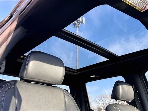 Used 2022 Ford F250 Lariat w/ Lariat Ultimate Package image 22