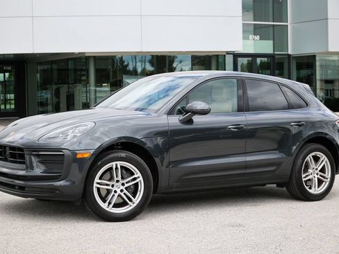 Used 2023 Porsche Macan Turbo AWD/4WD image 11