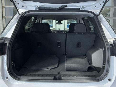 Used 2024 Chevrolet Equinox LS w/ LS Convenience Package FWD image 25