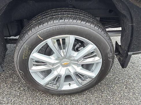 New 2026 Chevrolet Silverado 1500 High Country AWD/4WD image 9