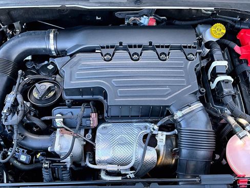 Used 2021 Jeep Renegade Latitude w/ Sun & Sound Group image 30