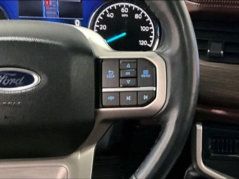 Used 2024 Ford Expedition Limited image 12