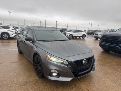 Certified 2022 Nissan Altima 2.5 SR w/ Midnight Edition Package