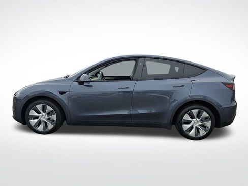 Used 2023 Tesla Model Y Long Range AWD/4WD image 6